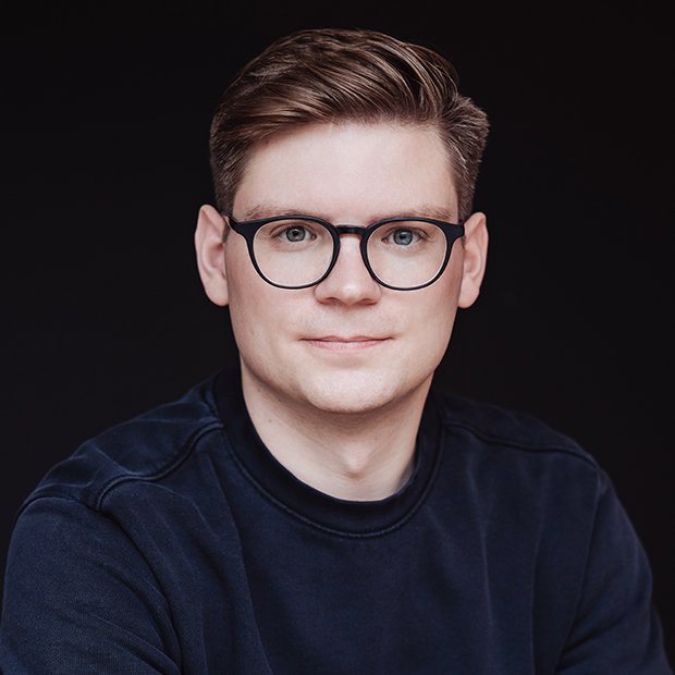 MagnusSchlueter_portrait_homepage_620x620px MagnusSchlueter_portrait_homepage_620x620px